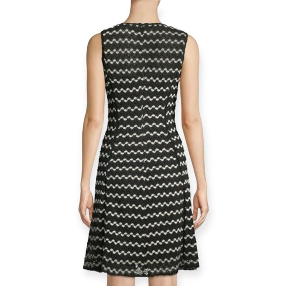 🌻Karl Lagerfeld Paris Crochet Knit A-Line Dress Size 6 - Picture 9 of 11